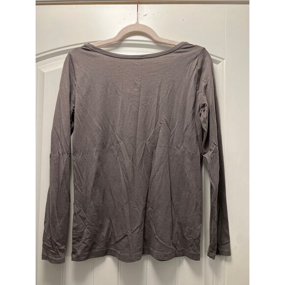 Ann Taylor Loft Women’s Long Sleeve Soft Scoop Neck Pullover Top Size M Gray - Picture 3 of 3